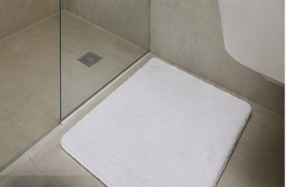 Hotel Bath Mat